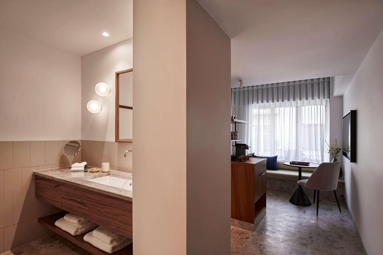The Social Athens Hotel, A Member Of Radisson Individuals Buitenkant foto