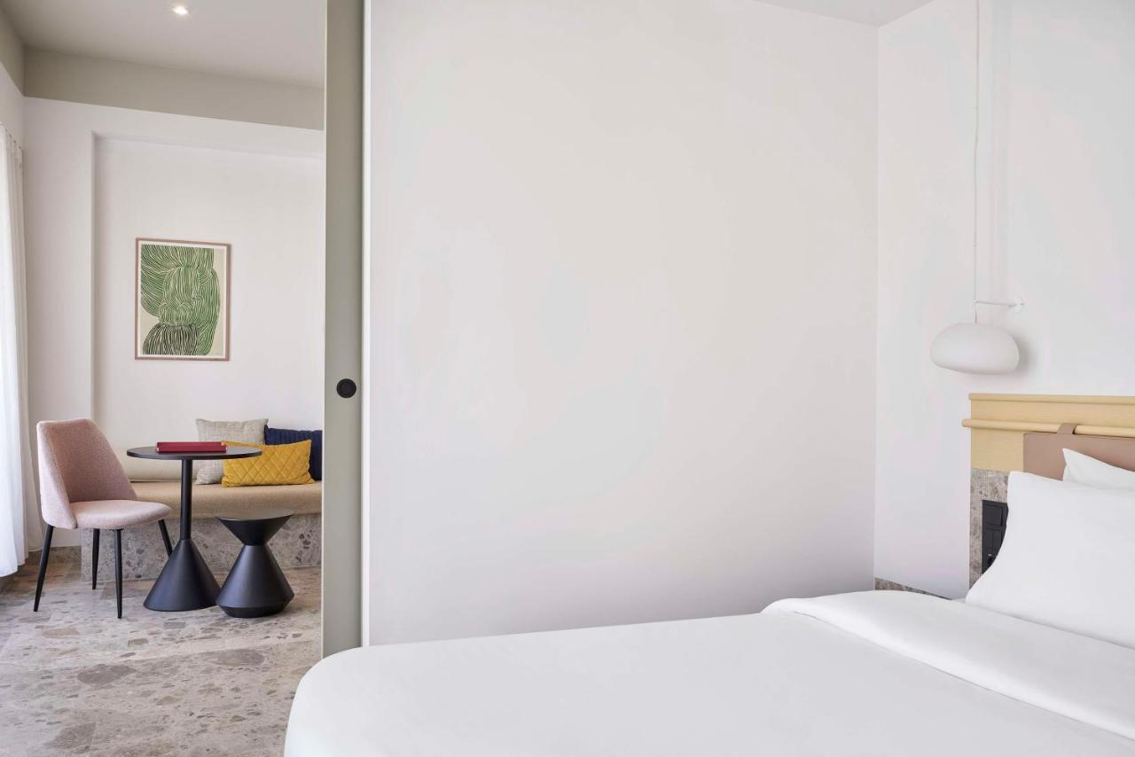 The Social Athens Hotel, A Member Of Radisson Individuals Buitenkant foto