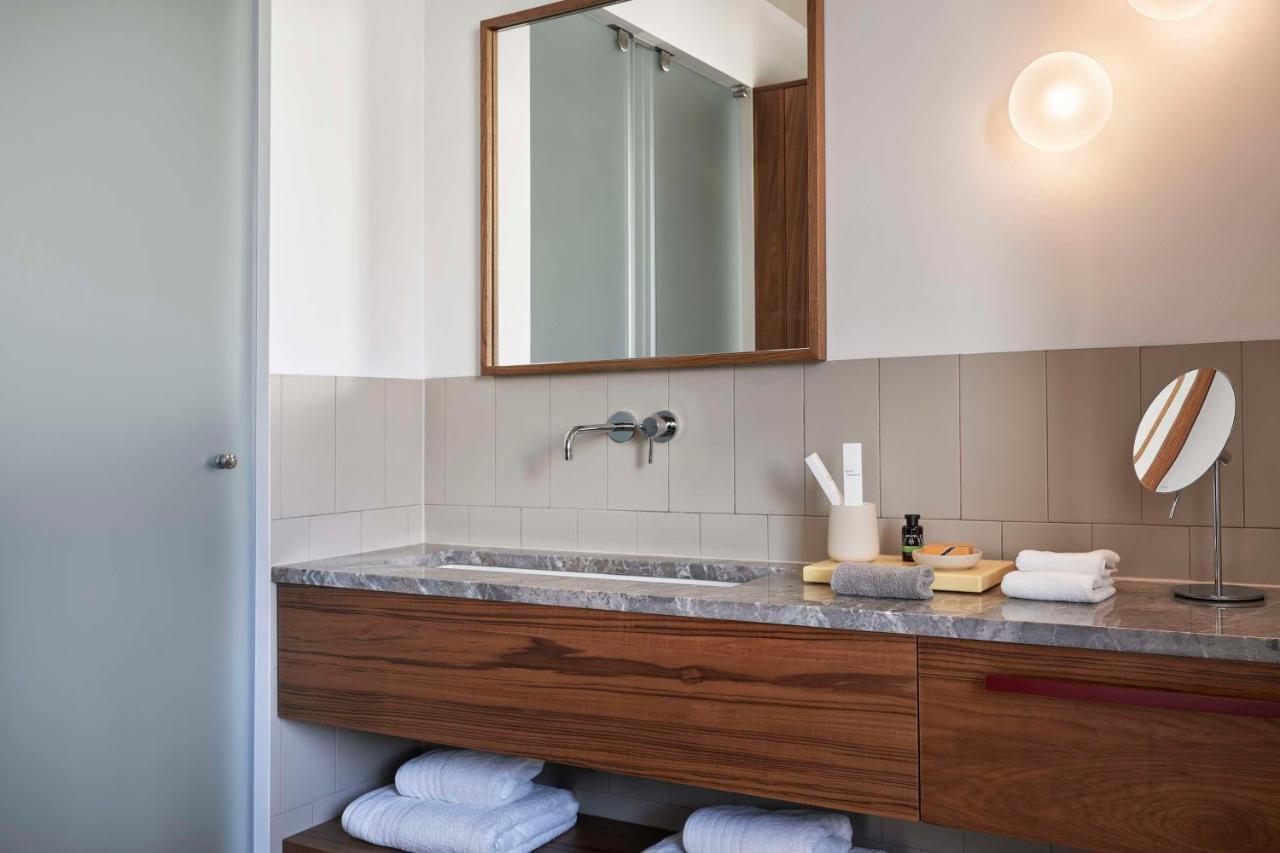 The Social Athens Hotel, A Member Of Radisson Individuals Buitenkant foto