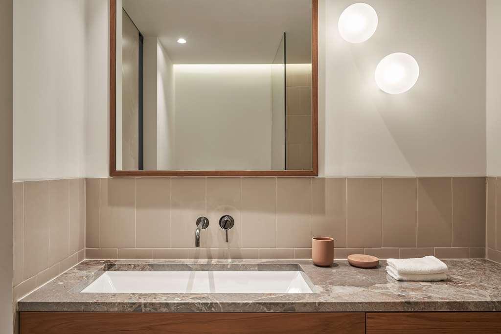 The Social Athens Hotel, A Member Of Radisson Individuals Buitenkant foto